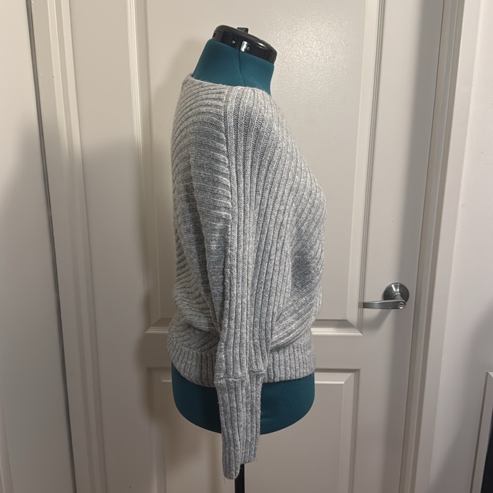 Jennifer Lopez for Kohl’s Off-Shoulder Grey Sparkly Sweater - Size L - Picture 3 of 6